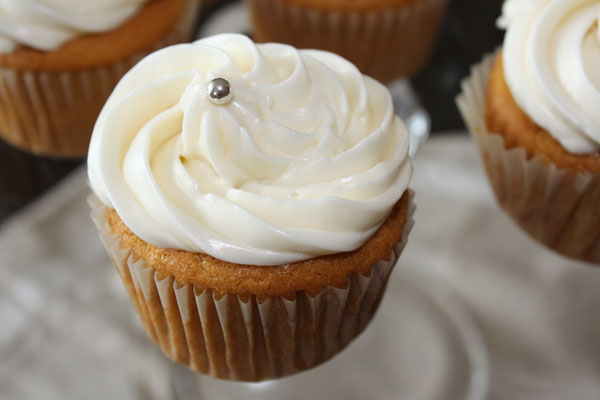 Fresh Mango Cupcakes-vegan