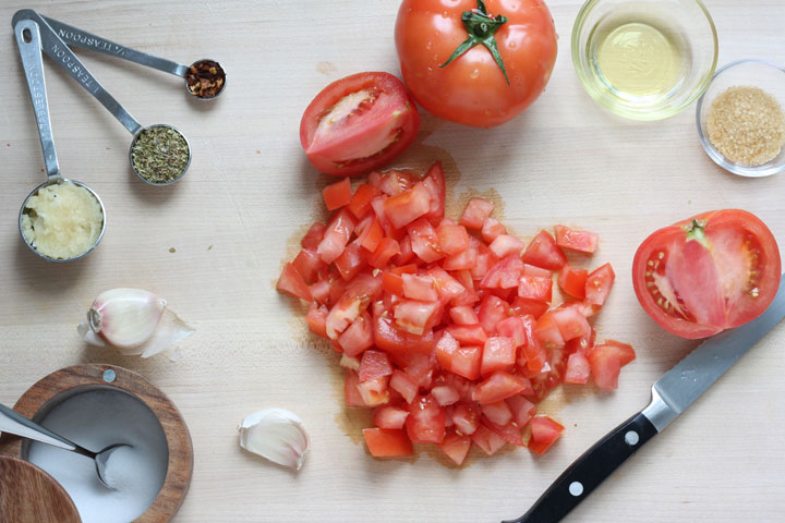 Pizza sauce ingredients.