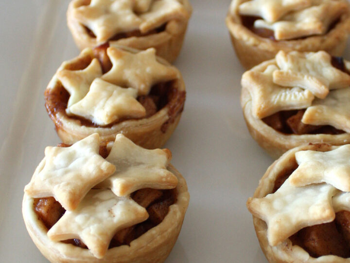 Image for Mini Apple Pies: Bite Sized Holiday Dessert