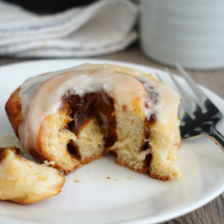 Pumpkin Spice Cinnamon Rolls