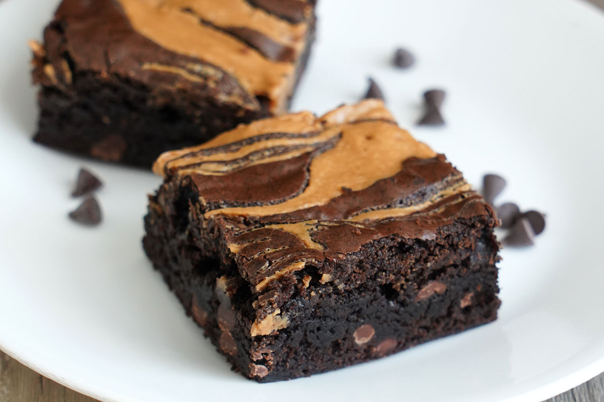 Peanut Butter Swirl Brownies DessArts