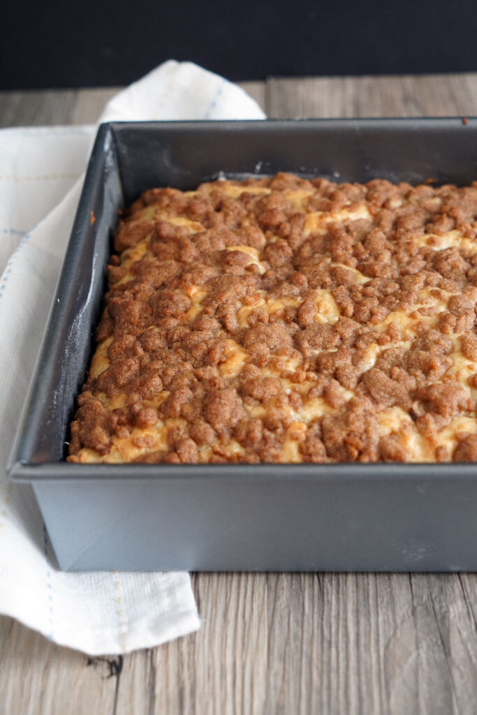 Easy pancake mix coffee cake dessarts