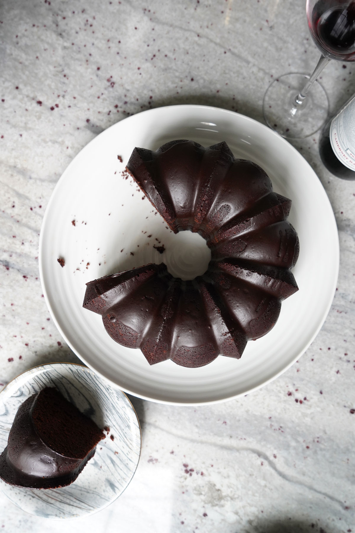 Top view of cut bundt cake.